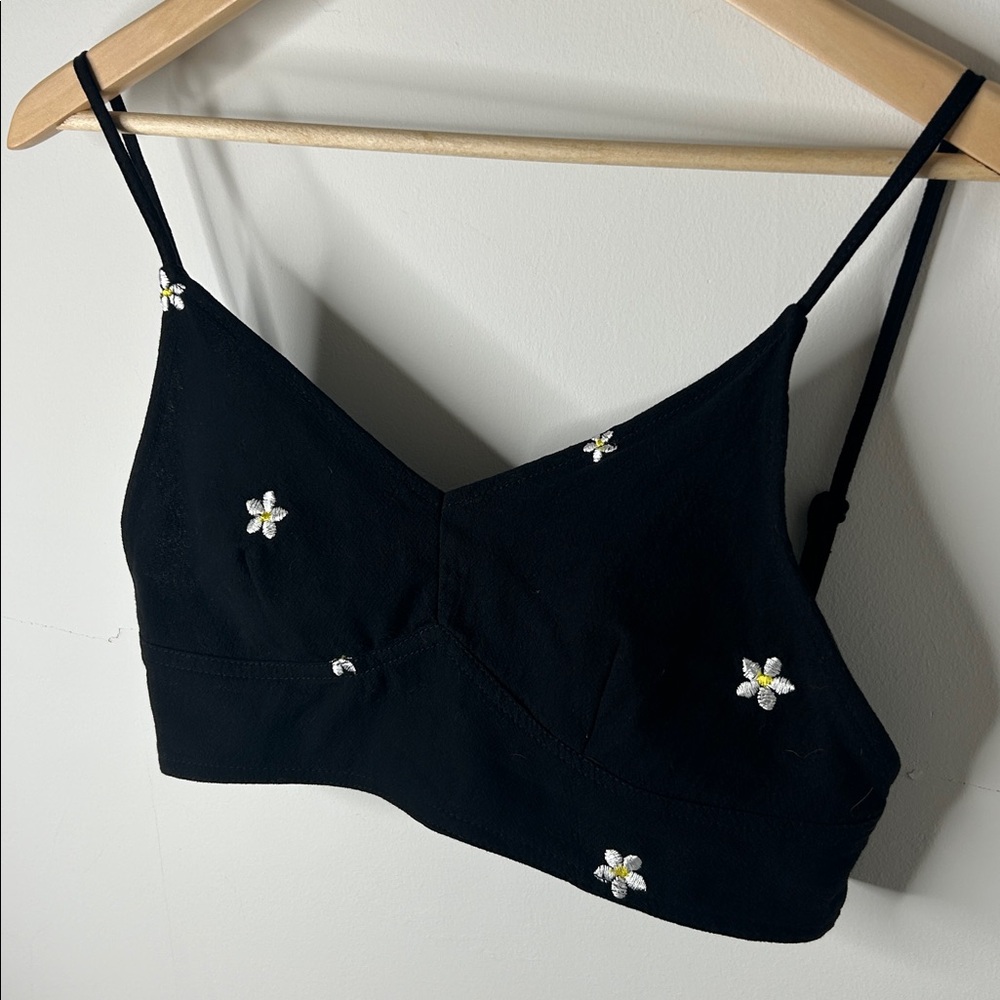 Kendall and Kylie daisy bra top - Picture 2 of 5